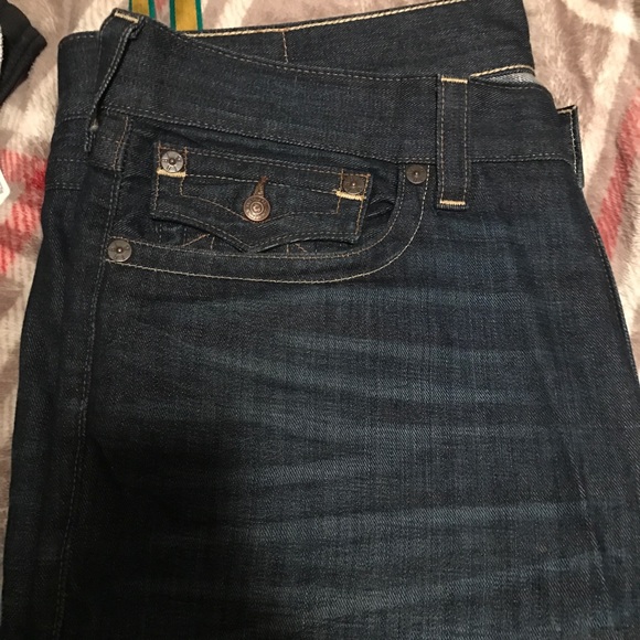 2 Pairs of True Religion Jeans - Picture 6 of 6